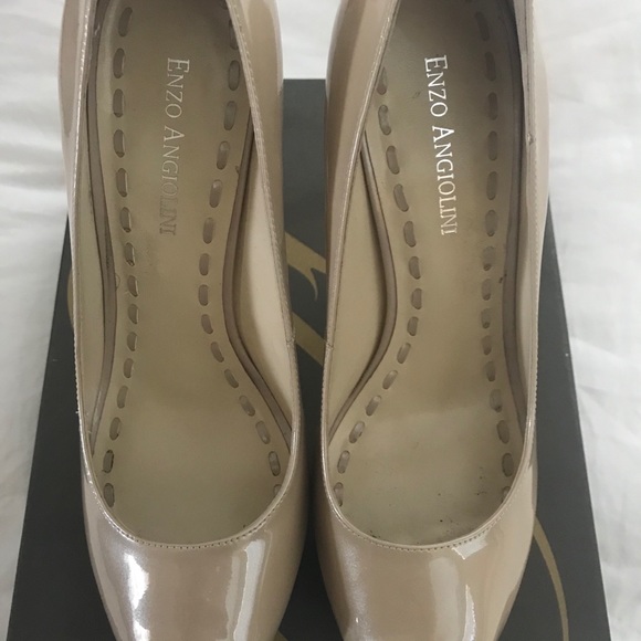 Enzo Angiolini Patent Leather Peep Toe Pumps 8 - Picture 2 of 7